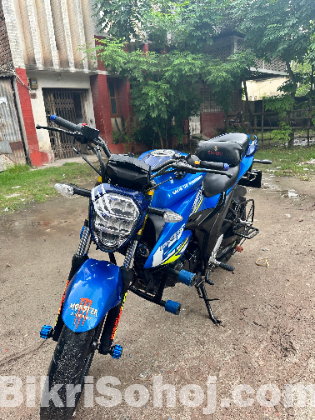 Suzuki gixxer